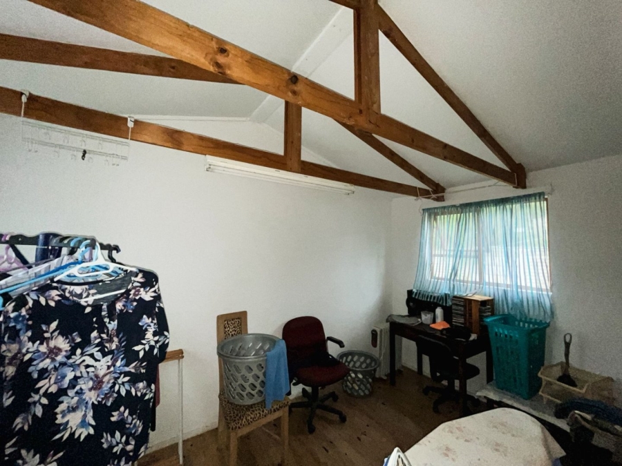 5 Bedroom Property for Sale in Vanes Estate Eastern Cape